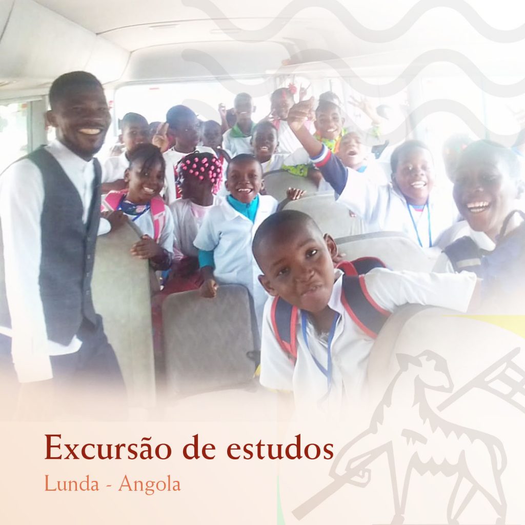 Excursão de estudos ao Museu Nacional de História Natural de Angola - 2ª Classe